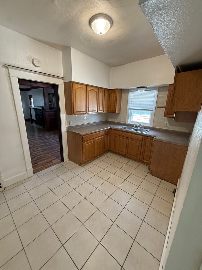 Photo - 307 E Arcadia Ave