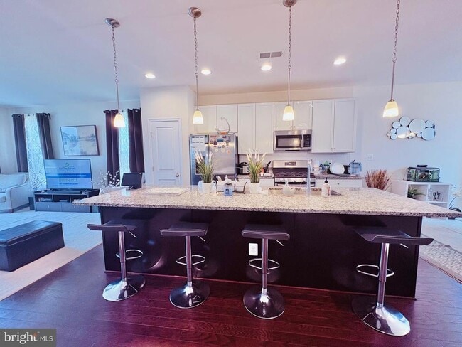 Photo - 438 Boxelder Dr