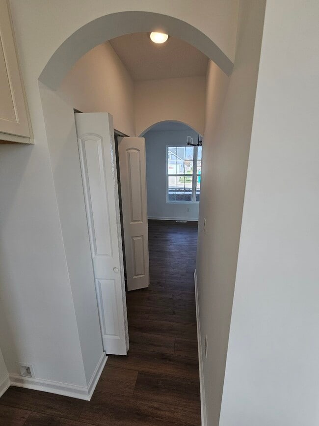 Photo - 1275 Priscilla Ct