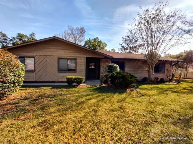 Photo - 311 NE 47th Ct