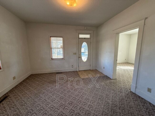 Photo - 102 S Connor Ave