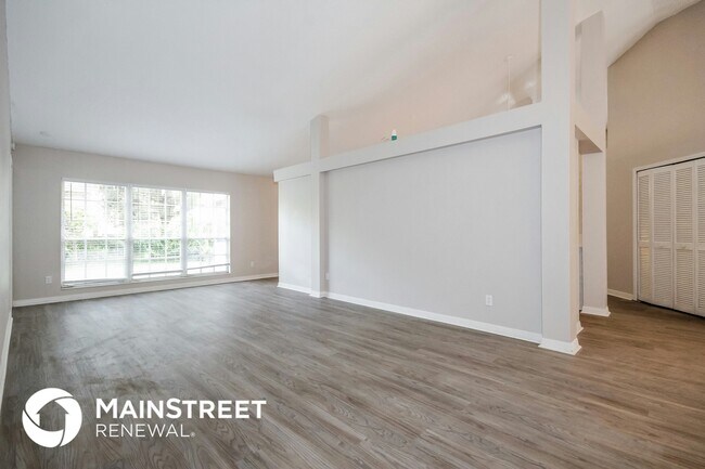 Photo - 15313 Heathridge Dr