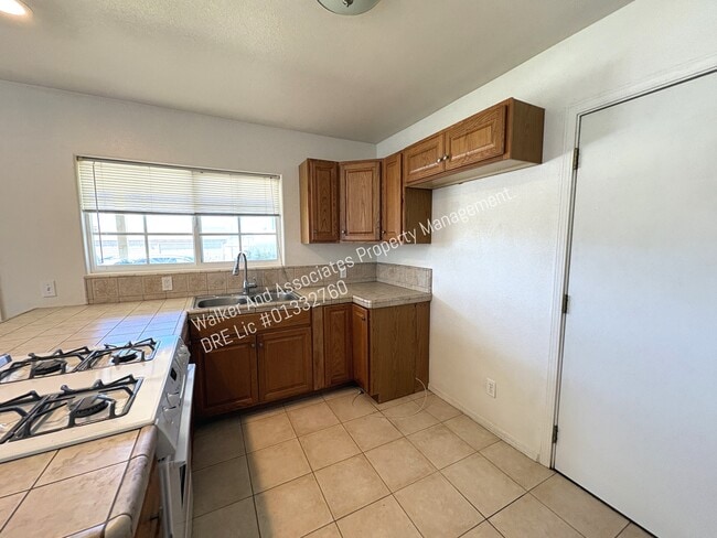Photo - 130 Twitchell St