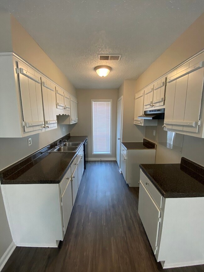 Photo - $500 OFF FIRST MONTH'S RENT!