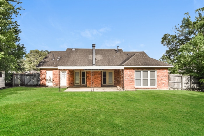Photo - 2640 Crossgate Trail