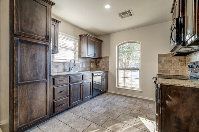 Photo - 12716 Heritage Oaks Dr