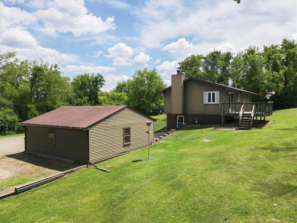 Photo - 1396 Military Rd