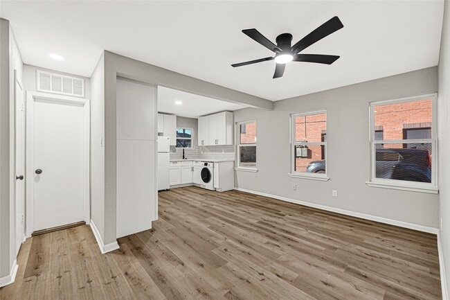 Photo - 5000 Pease St Unidad 24