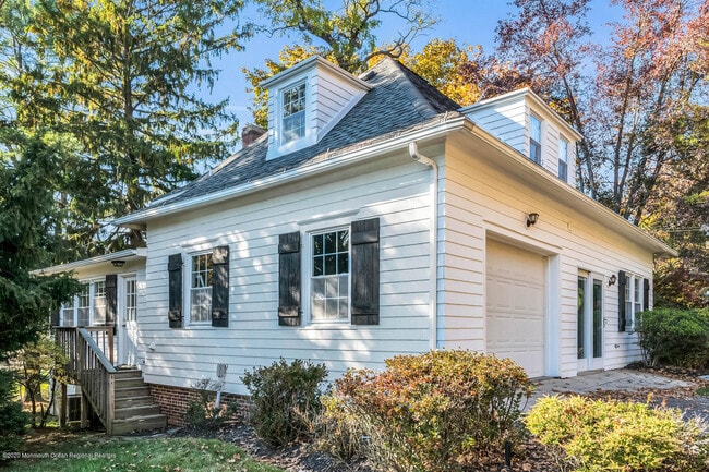 Photo - 800 Navesink River Rd