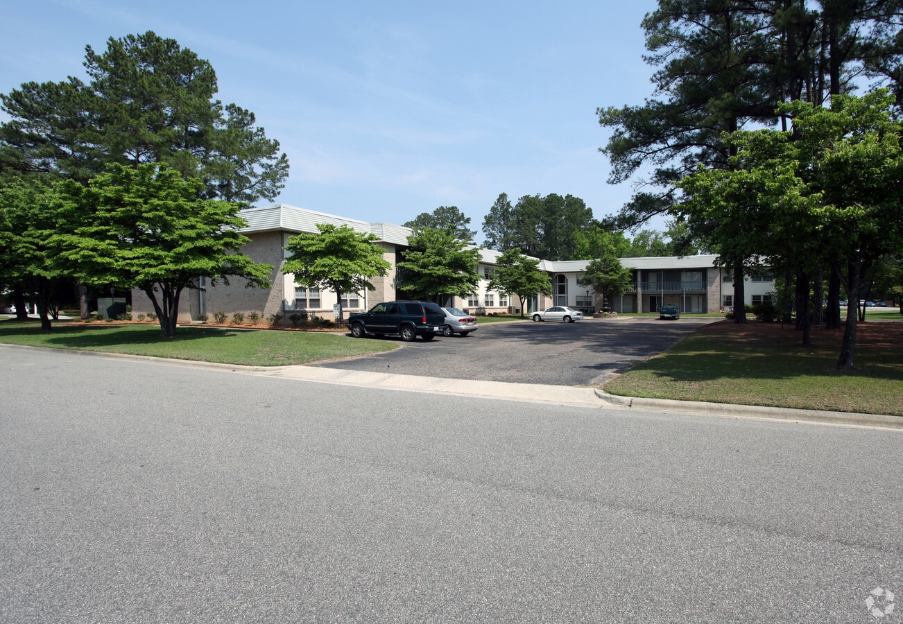 Photo - Granada Terrace Apartments