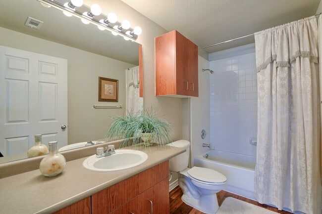 Photo - 12007 N Lamar Blvd Unidad 0125