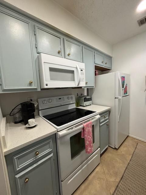 Building Photo - 2706 Salado St Unit 306