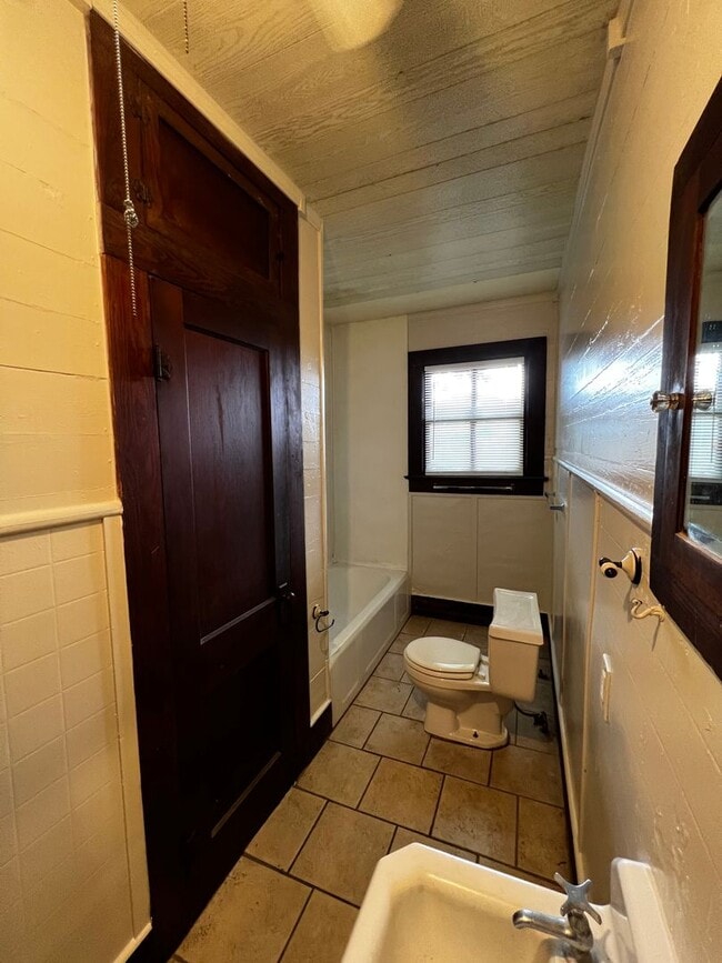 Photo - 500-502 S Pierce St Unit 502