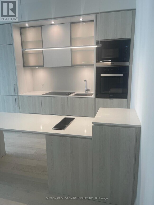 Photo - 11 Yorkville Ave Unit 3505