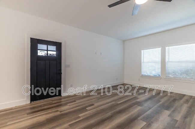 Photo - 1934 Lamar St Casa