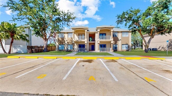 206 Majors Ln Unit D