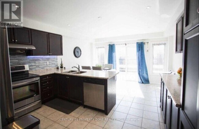 Photo - 1041 Ellesmere Rd