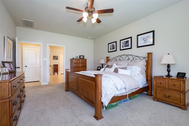 Photo - 27707 Lodgemist Ct