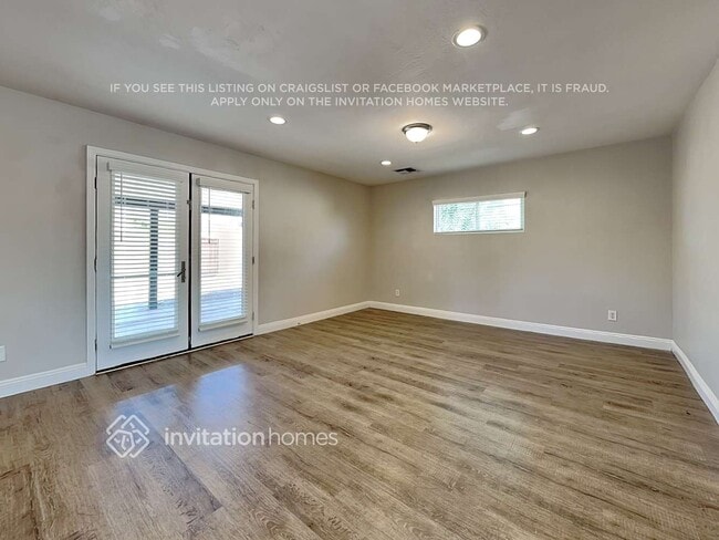 Photo - 934 E Loma Vista Dr