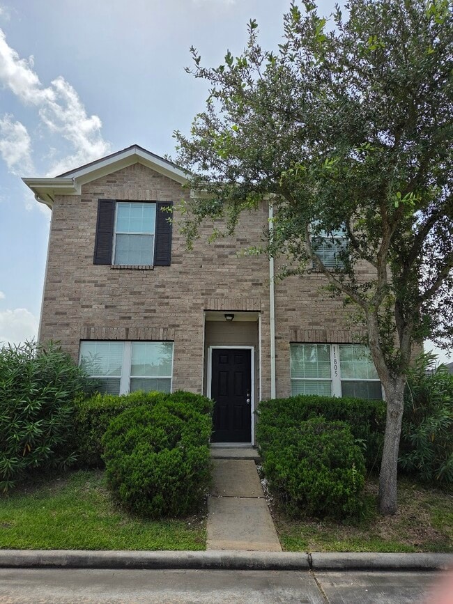 Building Photo - 11805 Princess Garden Way