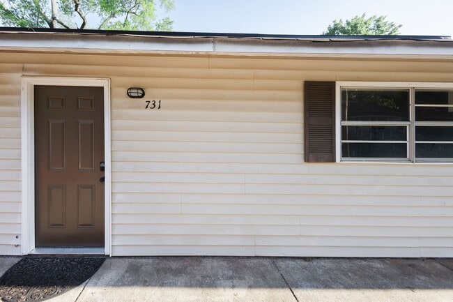 Photo - 729 Hammock St Unit 731