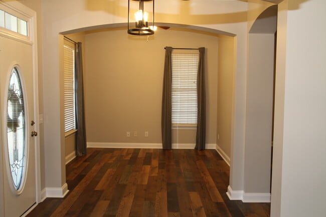 Home Office/ Playroom - 10423 Alvarado Way