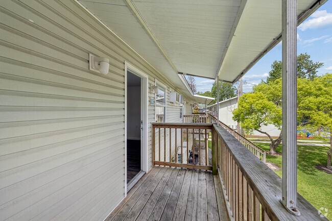 Classic 1BR, 1BA - 620SF - Balcony Entrance