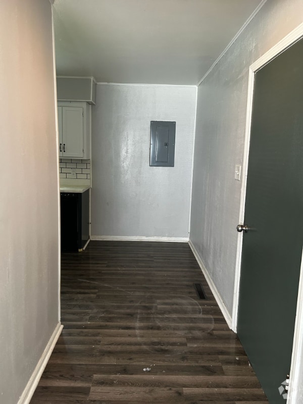 Building Photo - 806 133rd Cir Rental