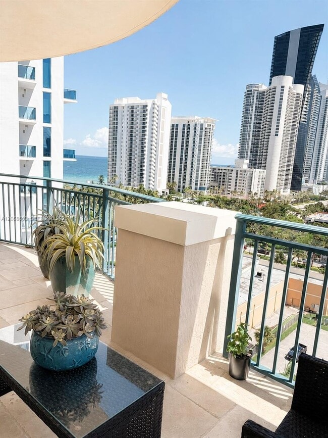 Building Photo - 17555 Atlantic Blvd Unit PH2