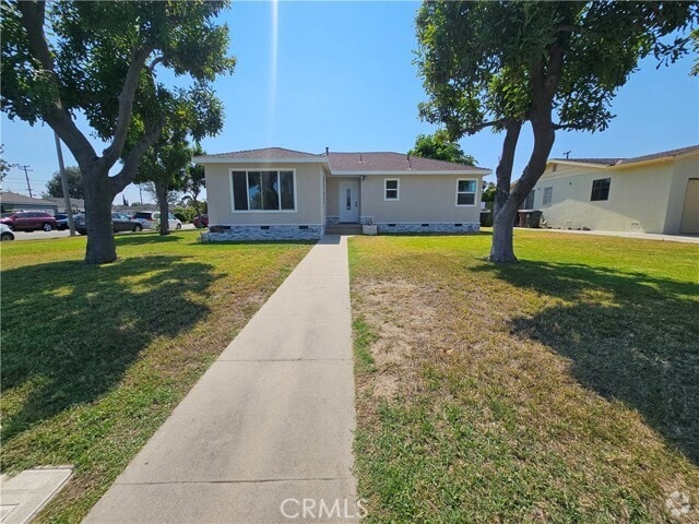 Building Photo - 1115 N Louise Dr Rental