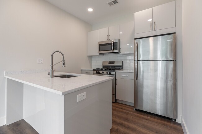 Photo - 843 Columbia Rd Unit 2