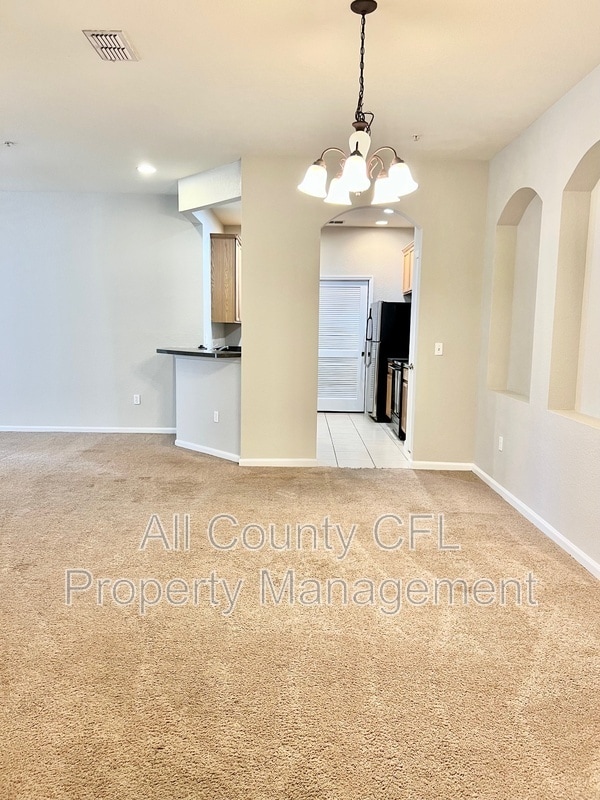 Photo - 3341 Whitestone Cir Unidad 108