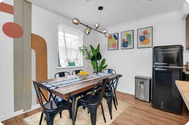 Photo - 5755 Cartagena St