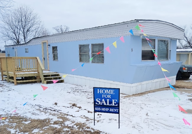 Building Photo - 200 N 28th St