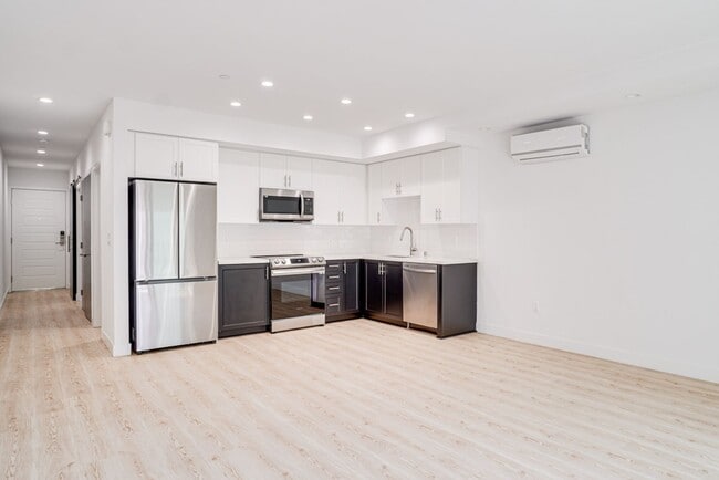 Photo - Chapman Place | Find the Home that Fits Yo...