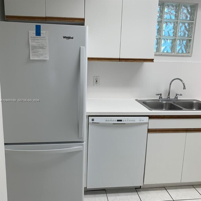 Photo - 9156 Collins Ave Unit 204