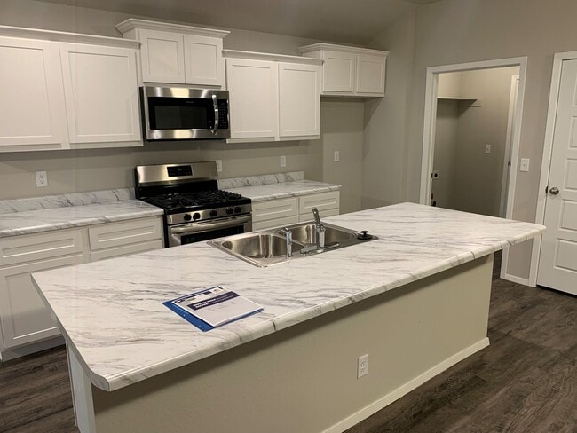 Photo - This is a very well maintained home in the desirable Bixby School district.