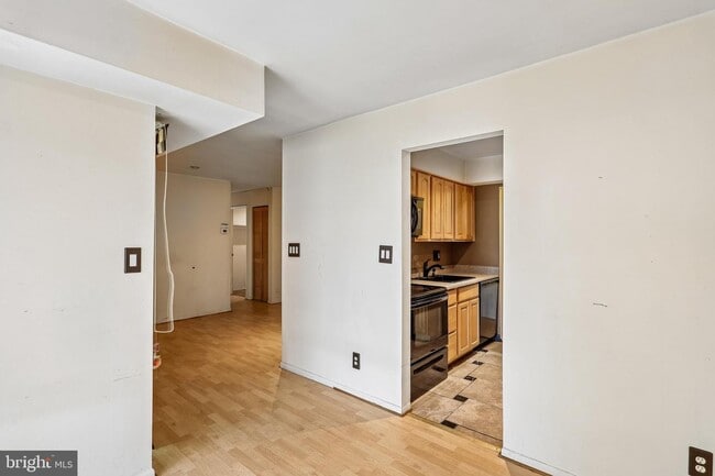 Photo - 6005 Majors Ln