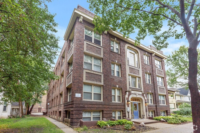 Building Photo - 2219 Garfield Ave Rental