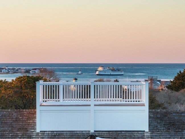 34 Brewster Rd
