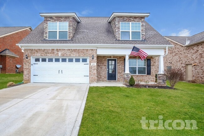 Building Photo - 323 Stratford Park Blvd