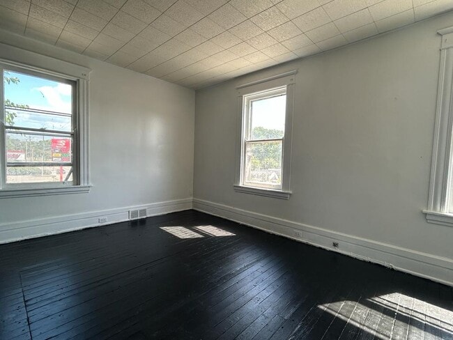 Photo - 110 E Galbraith Rd