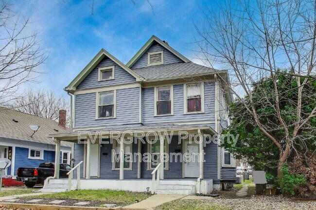 Photo - 413 N Oxford St