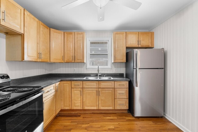Photo - 1036 Seymour Ave