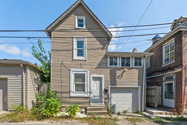 Photo - 957 Harrison Ave