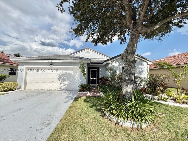 Building Photo - 415 NW 165th Ave