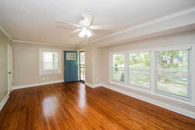 Photo - Beautiful House for Rent in Berclair-Highland Heights School District!