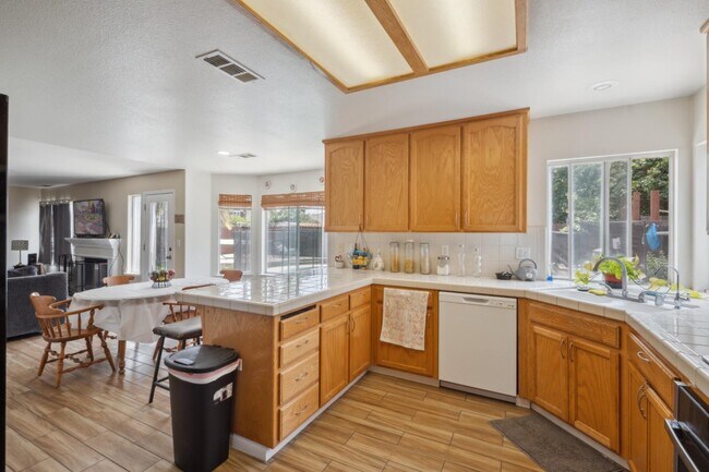 Photo - 1009 Garden St Casa