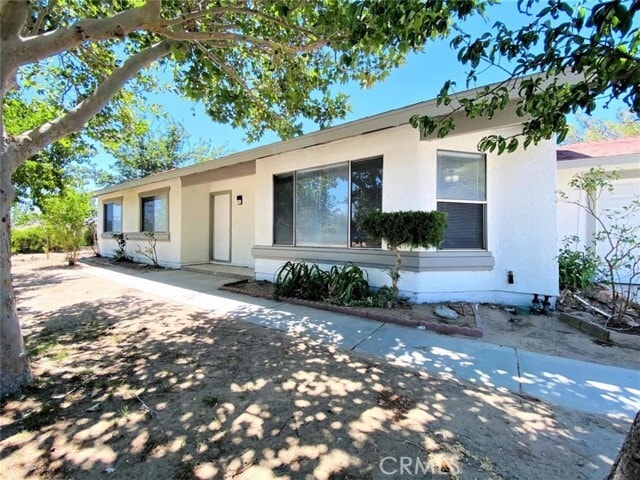 Photo - 16716 Stagecoach Ave