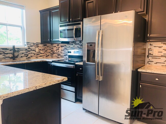 Photo - 147 Aston Grande Dr